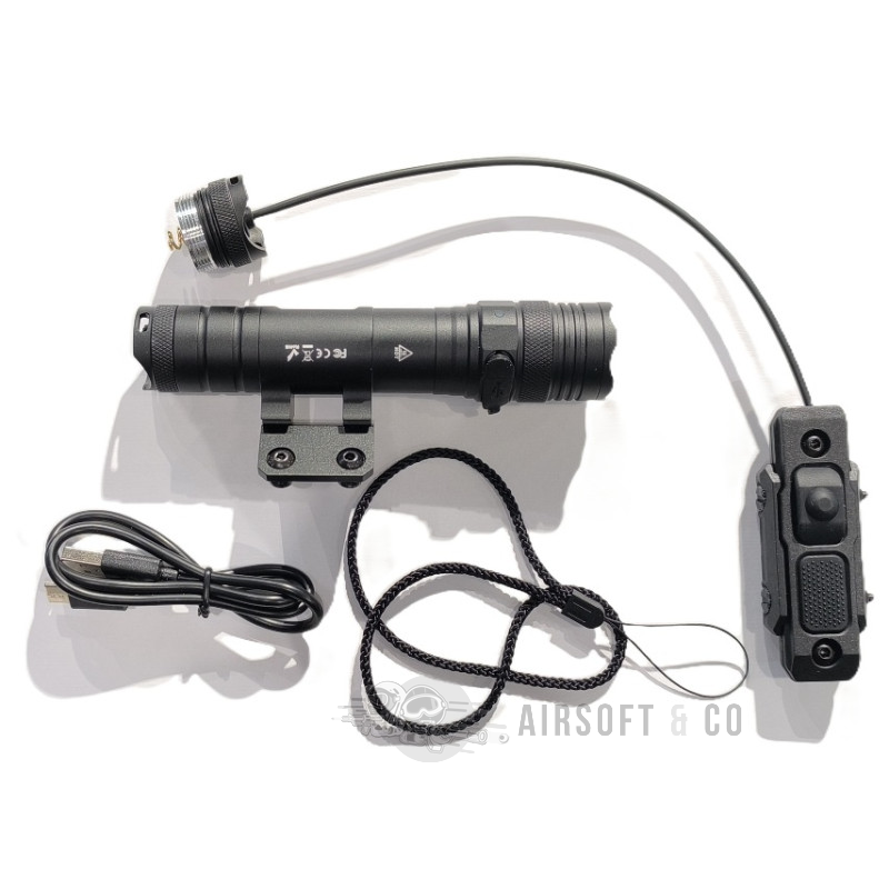 SKYWOODS TACTICAL lampe...