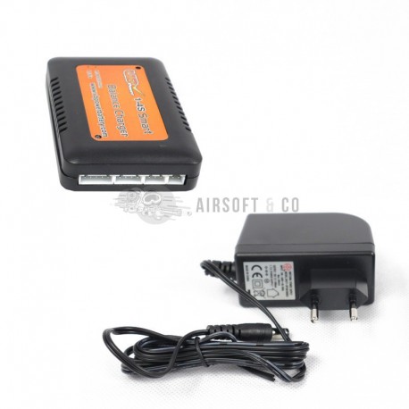 Chargeur de batteries intelligent LiPo / Li-ion / LiFe (1 - 4 S - 3.7 v to 14.8 v)